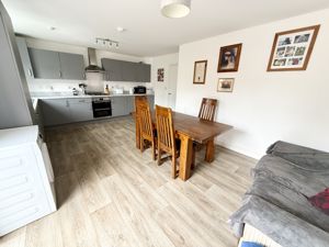 Photo 16- click for photo gallery